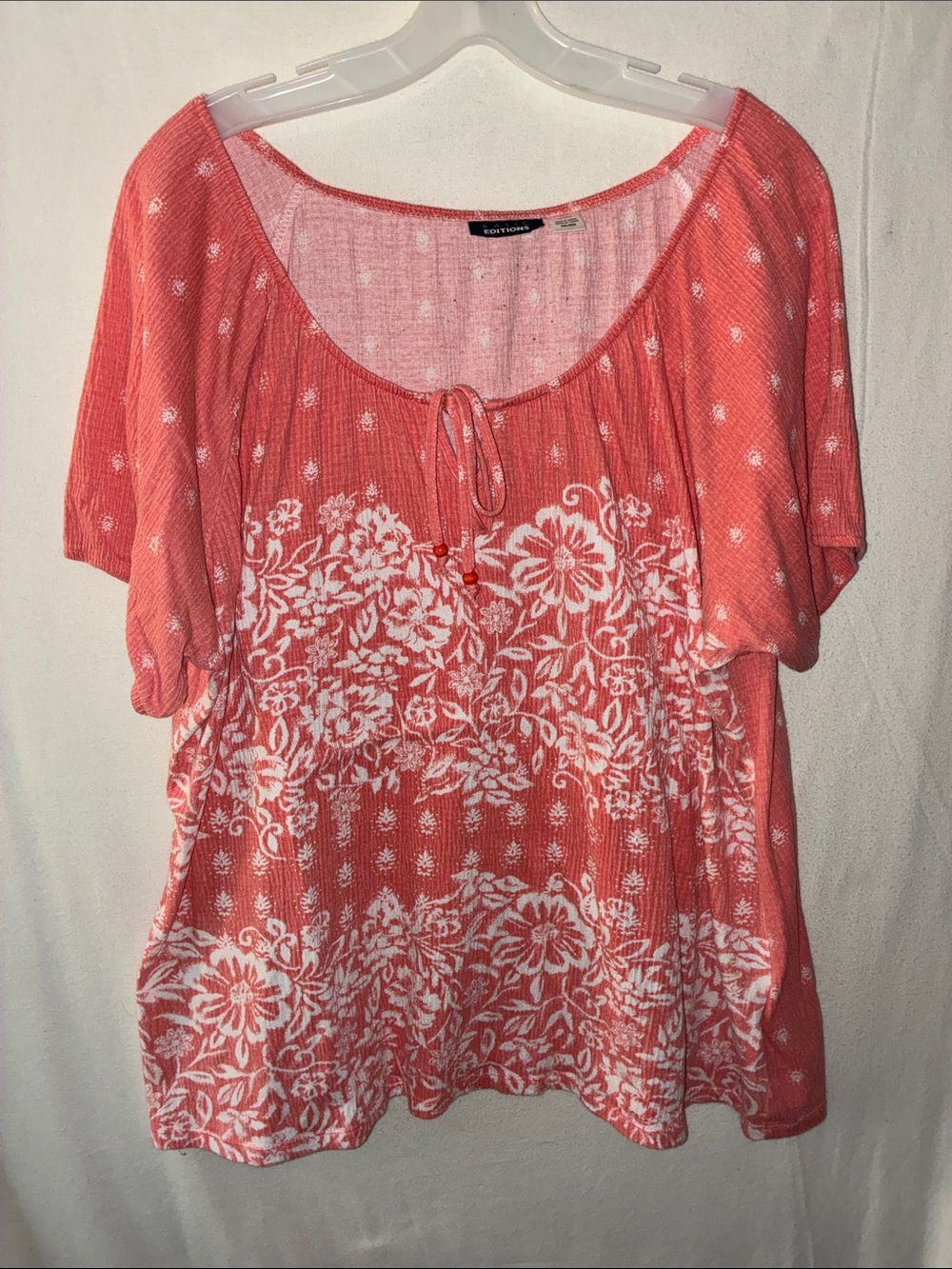 Basic Editions Coral White Floral Scoop-Neck Tie Front Tunic